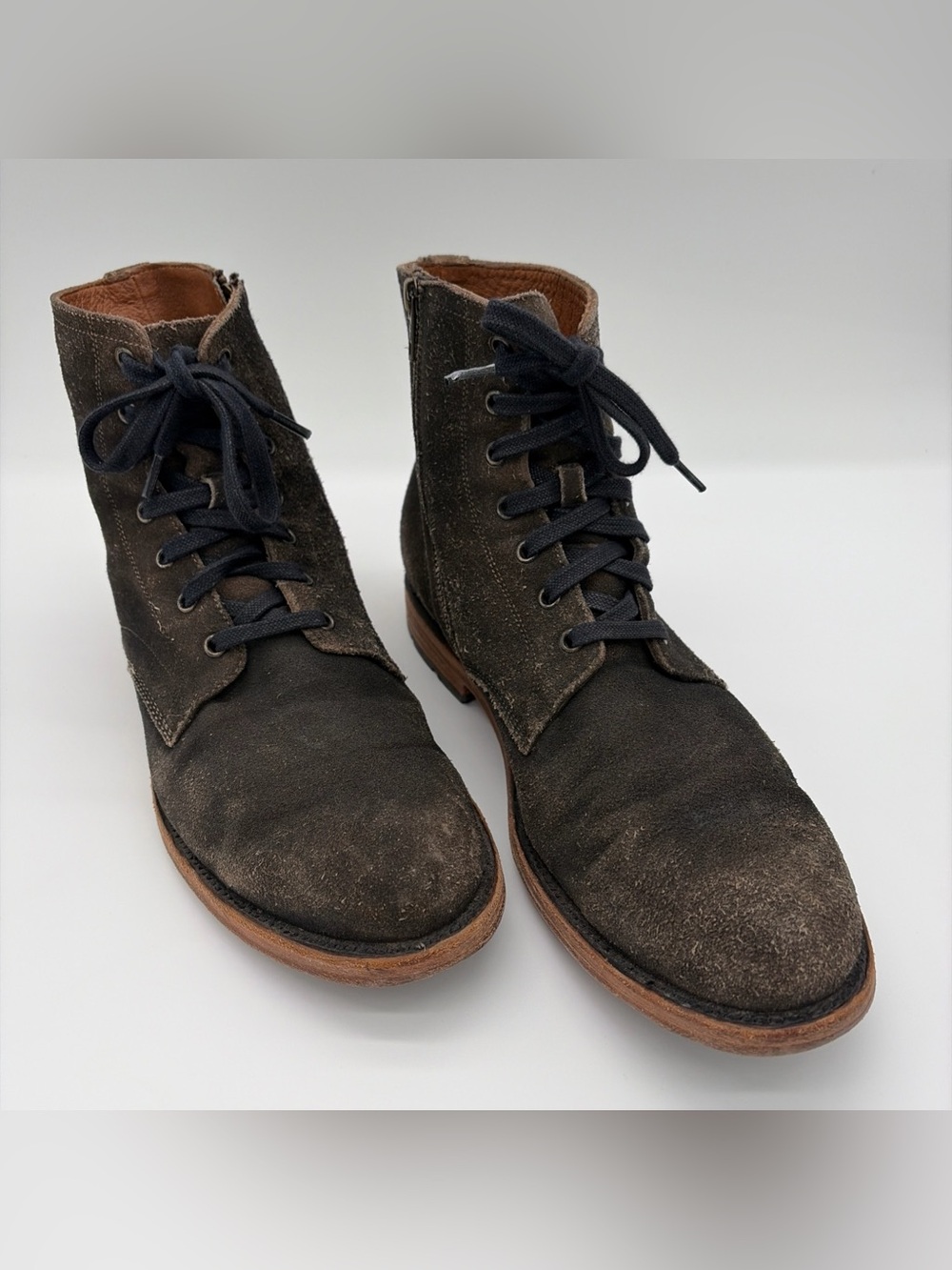 FRYE Men's Suede Bowery Combat Boots Lace-Up Goodyear Welt Construction Faded